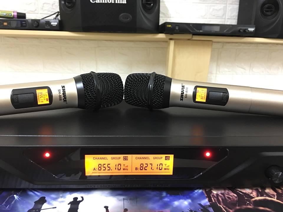 Micro karaoke không dây Shure SH888