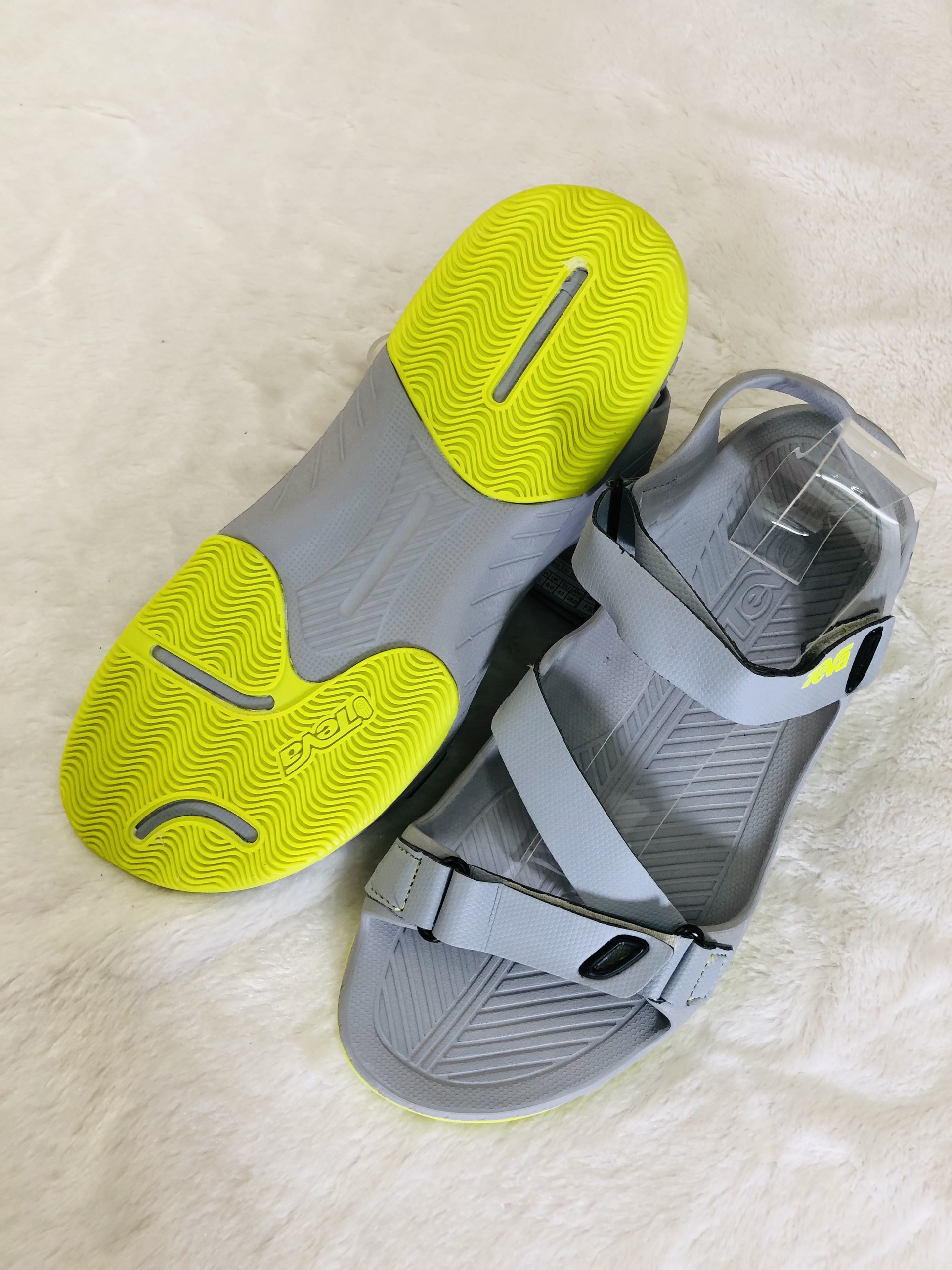 Sandal thể thao trẻ trung