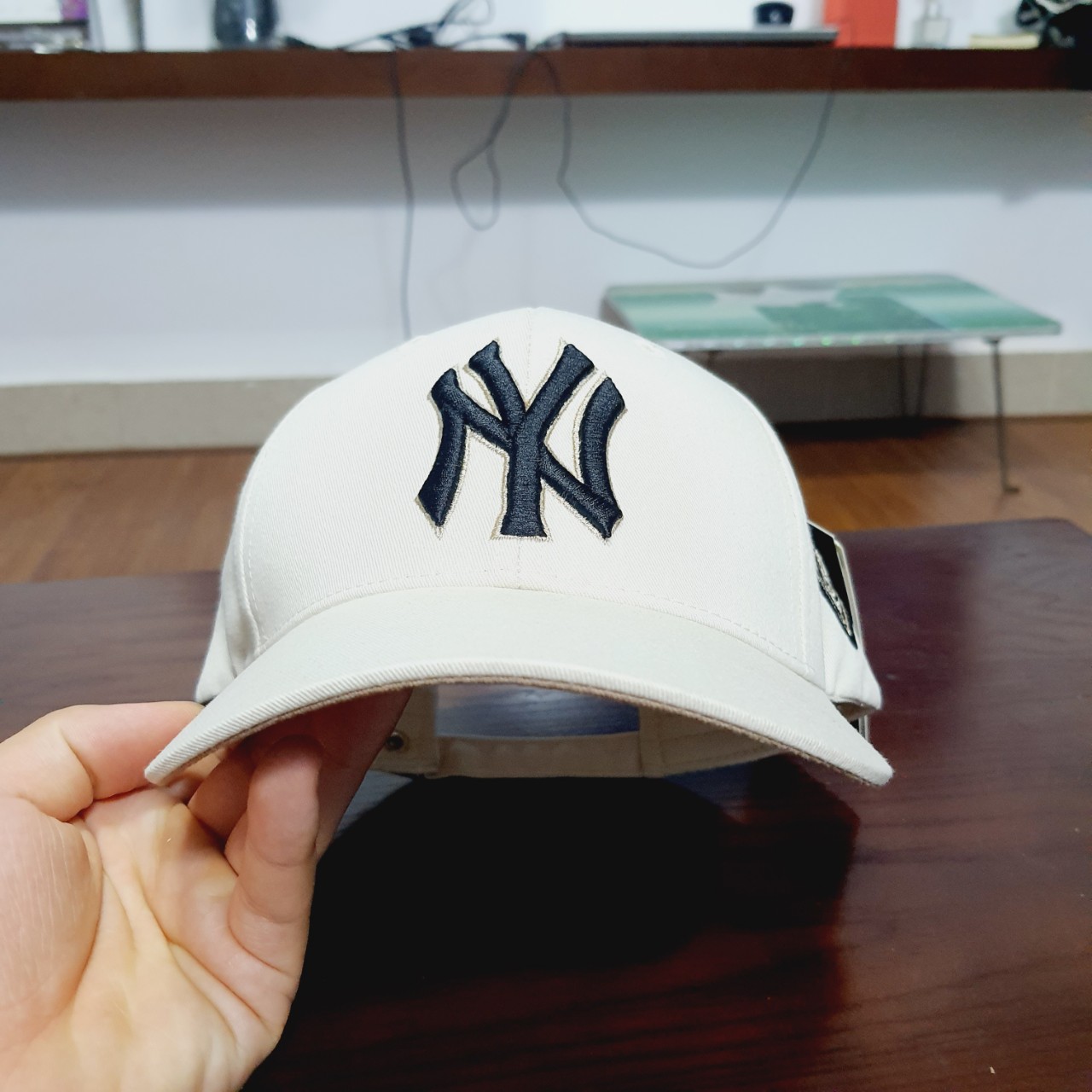 Hat NY embroidery high-end form đẹp personality (hy)