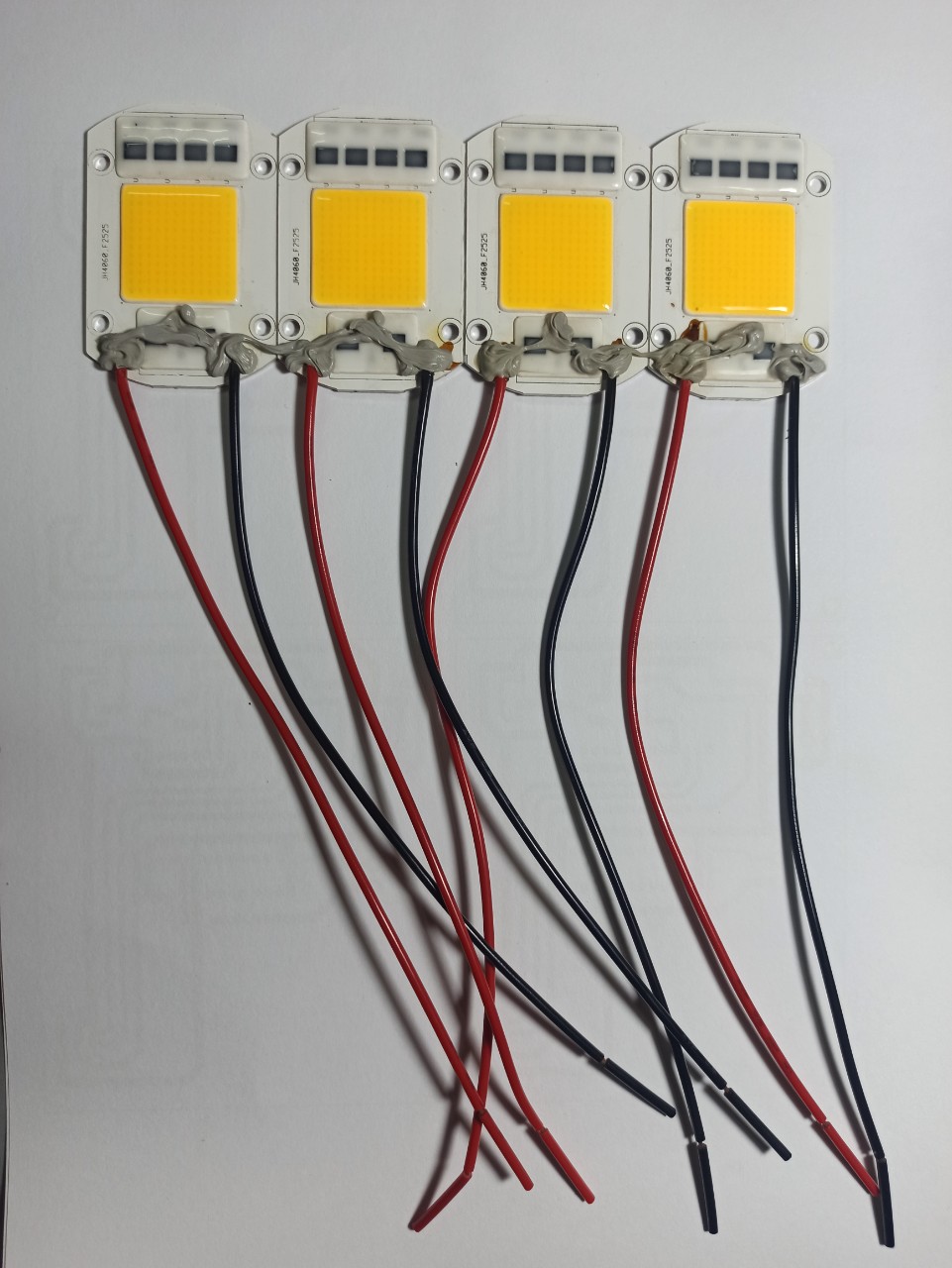 LED 50w AC 220V COB Ánh Sáng Vàng