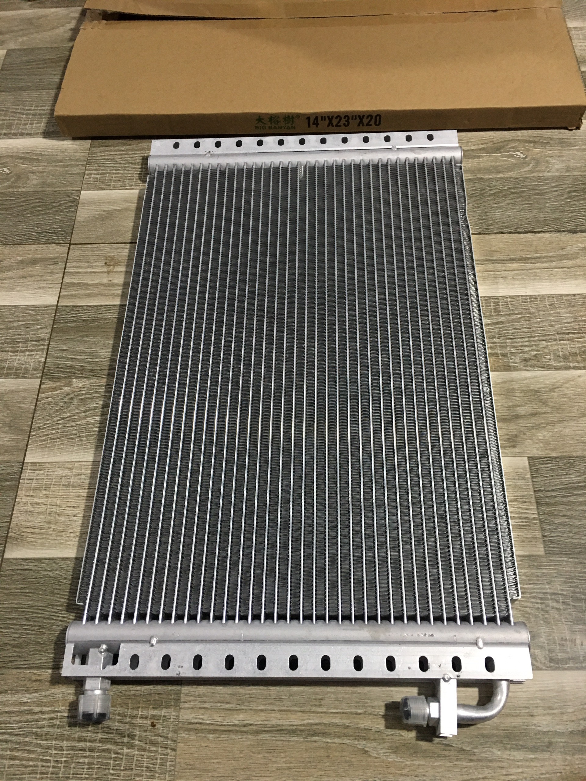 Phụ kiện ô tô: dàn nóng điều hoà 14"x23"x20mm