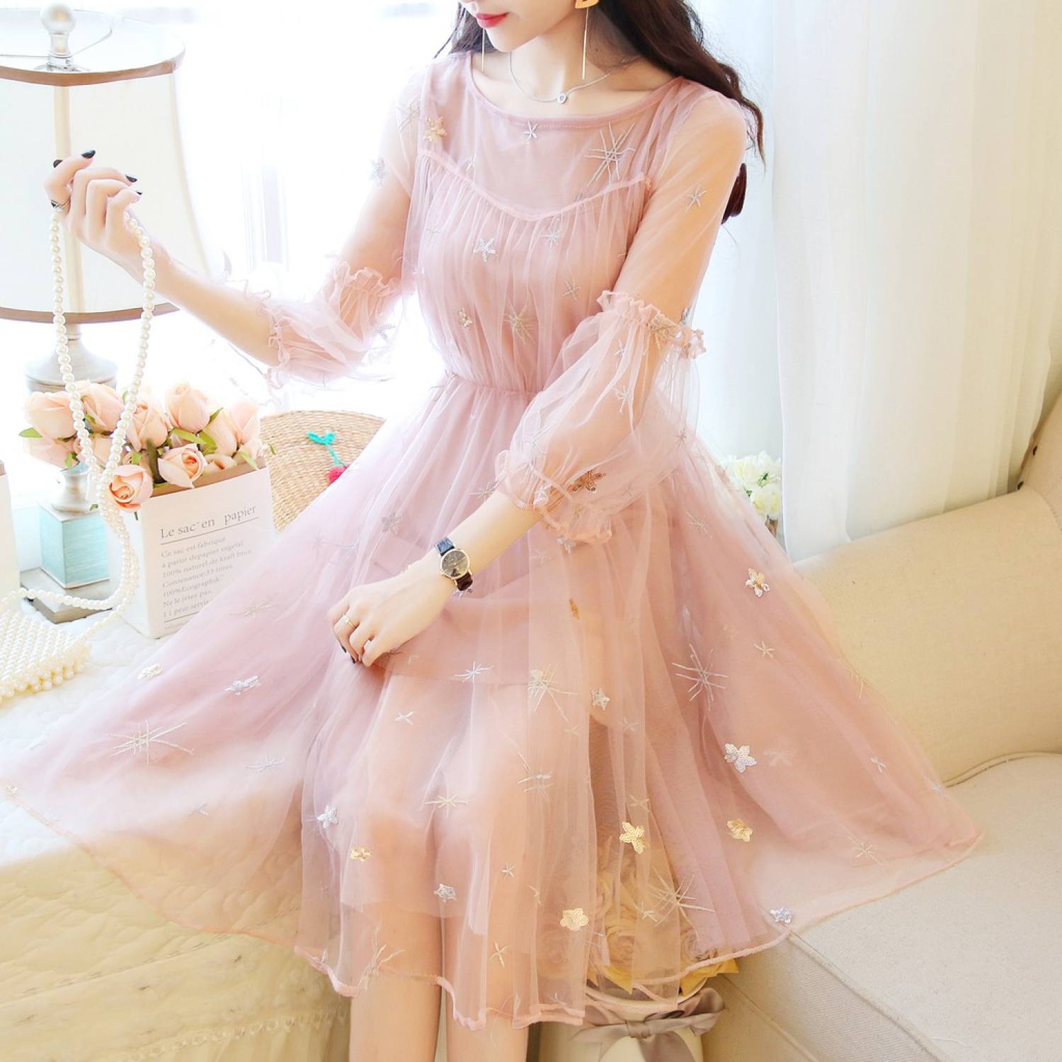 Đầm Ulzzang tiểu thư đính sao