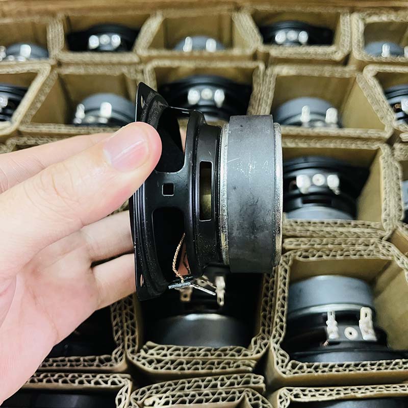 Loa Mid Bass 3inch 15W 4R chất lượng ( bản giới hạn )