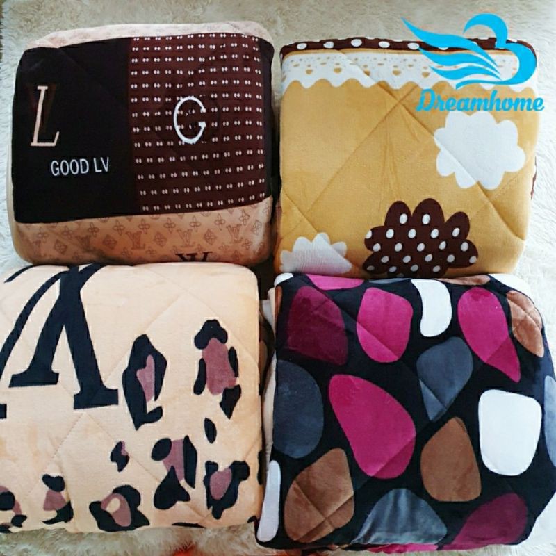 Chăn Lông Cừu,Siêu Ấm,Mịn Và Dày Dặn Đẹp