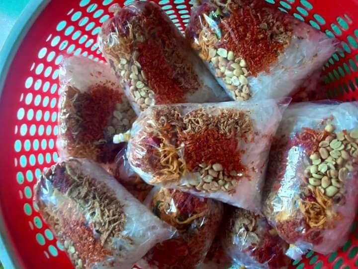 3 bịch bánh tráng thập cẩm