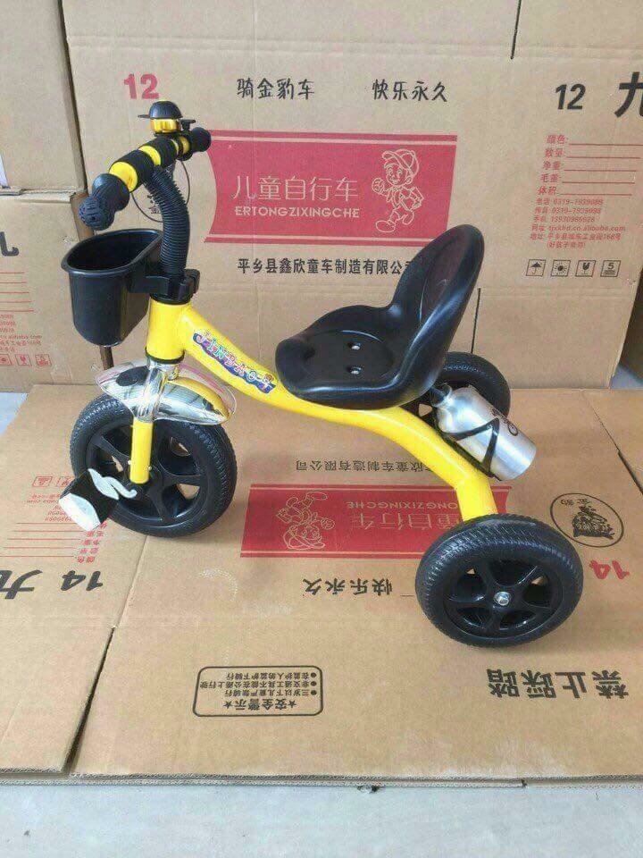 Xe đạp 3 bánh bình nước