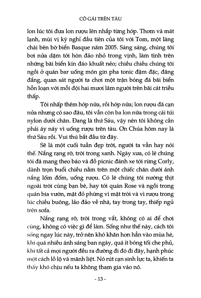 Fahasa - Cô Gái Trên Tàu (Tái Bản 2018)
