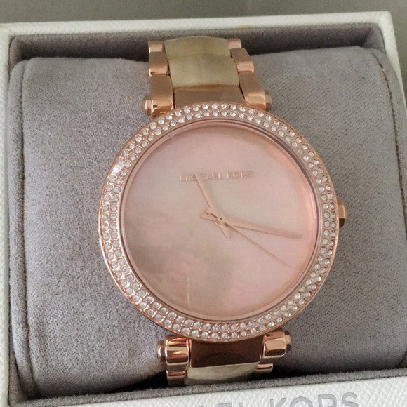 Đồng Hồ Nữ Michael Kors MK6492