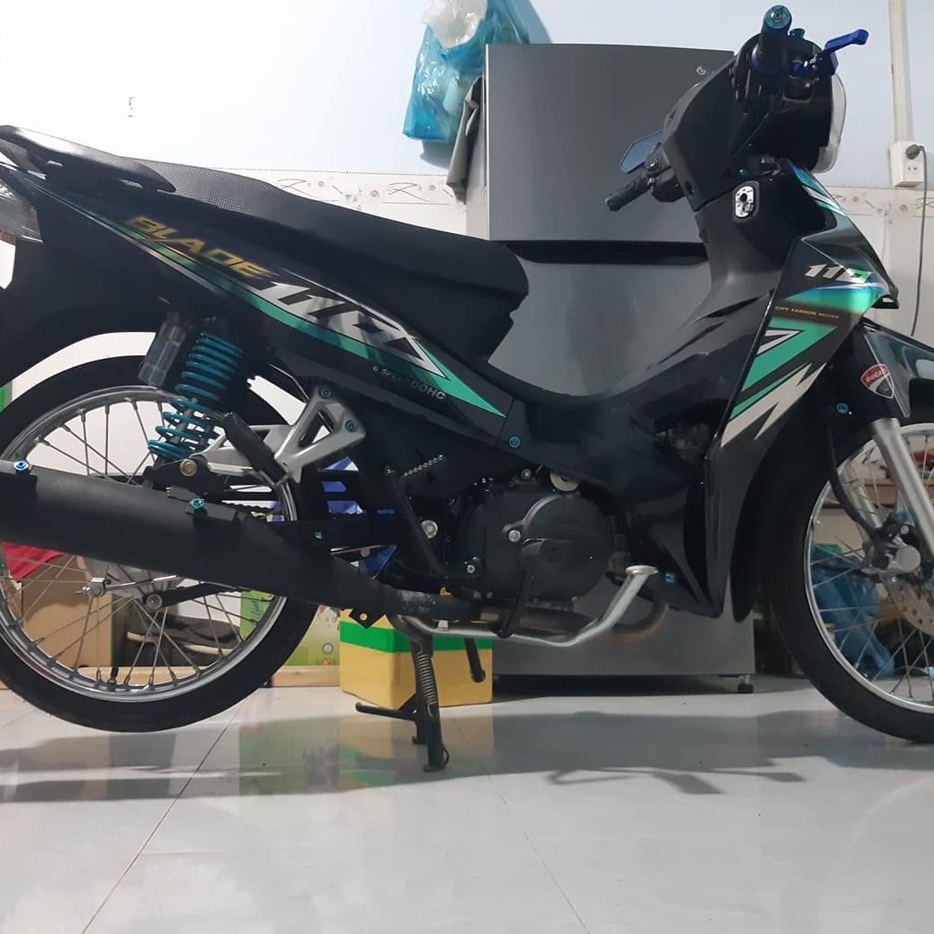 Tem rời wave blade 110 Crom dán xe đen