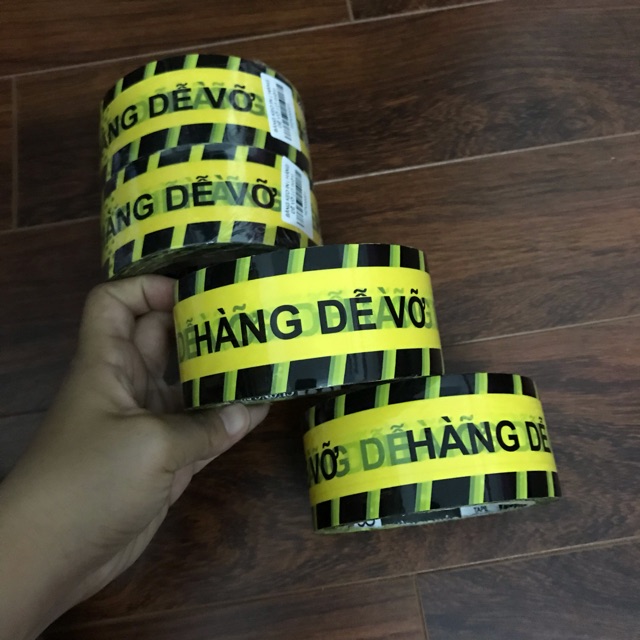 [HCM]Cây 6 cuộn băng keo 100y hàng dễ vỡ siêu tiết kiệmtiện dụng