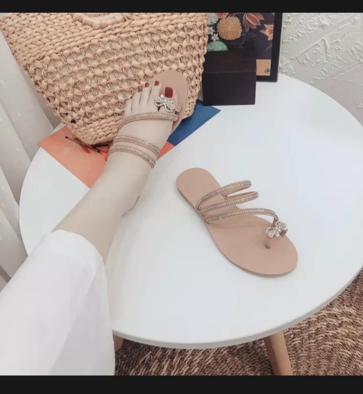 Dép sỏ ngón đính nơ đá 3 quai