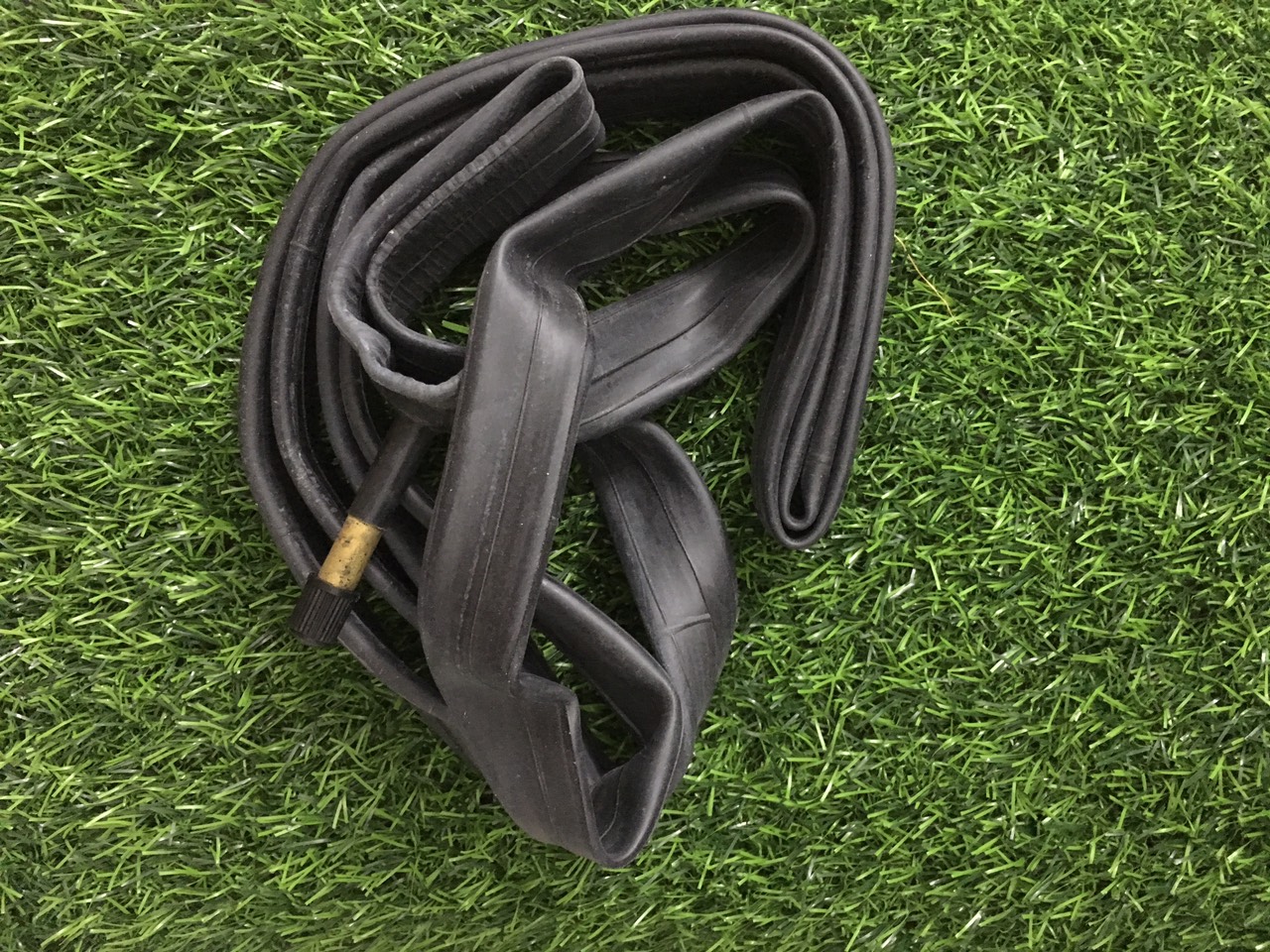 săm xe đạp kenda 700C 23/25C AV 48L