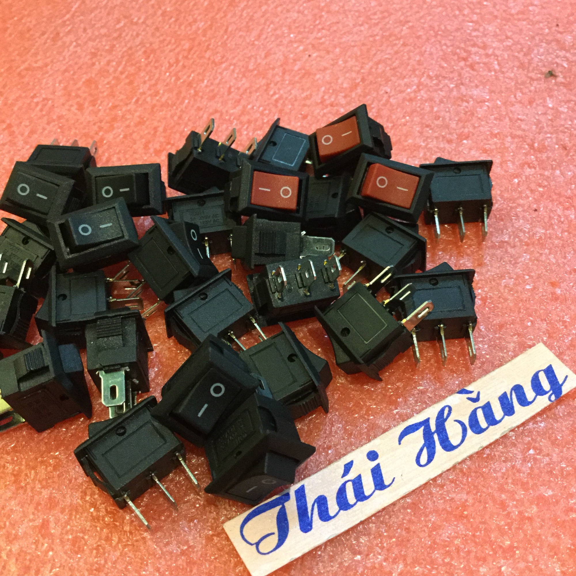 Công tắc mini KCD11-3 chân (20 chiếc)