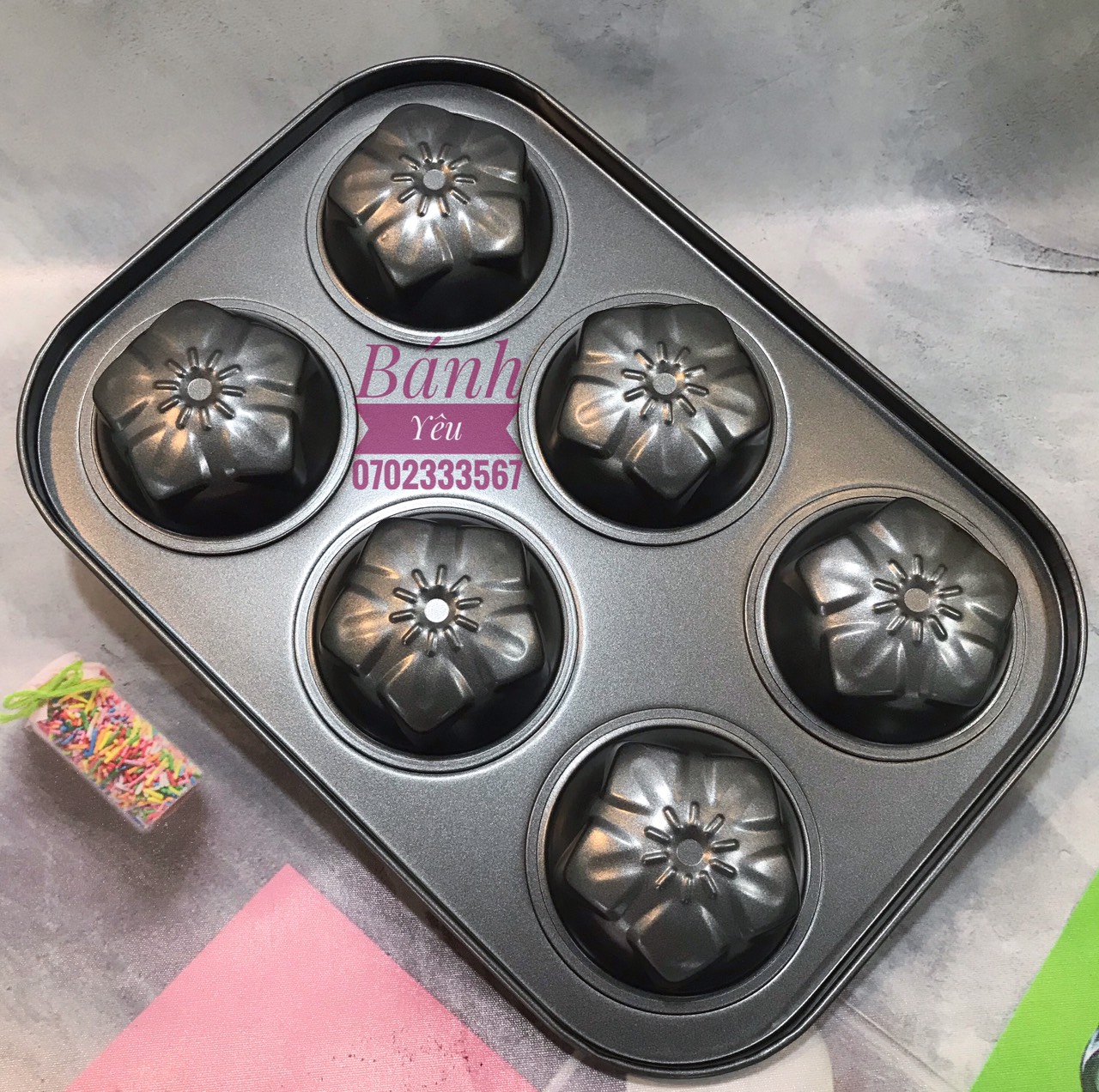 Khuôn Cupcake 6 lỗ Hoa Mai