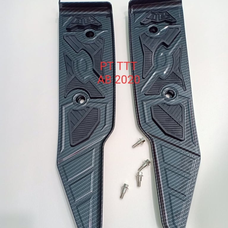GÁC CHÂN AIR BLADE 2020 CACBON