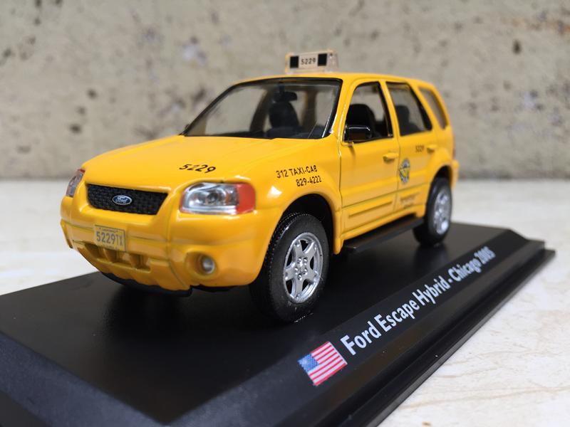 [HCM]Mô hình Xe ô tô FORD Escape 2005  1:43