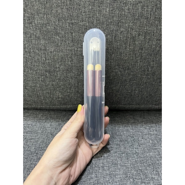 Hộp đựng cọ trang điểm - hộp nhựa đựng đồ mini có khoá bấm