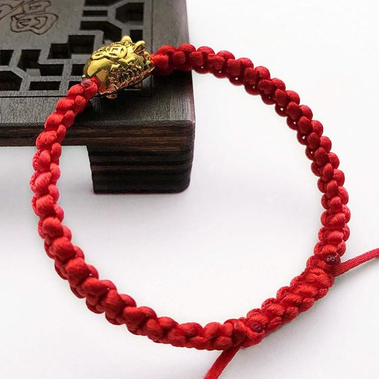 Vòng tay chỉ đỏ heo vàng mẫu mới J733