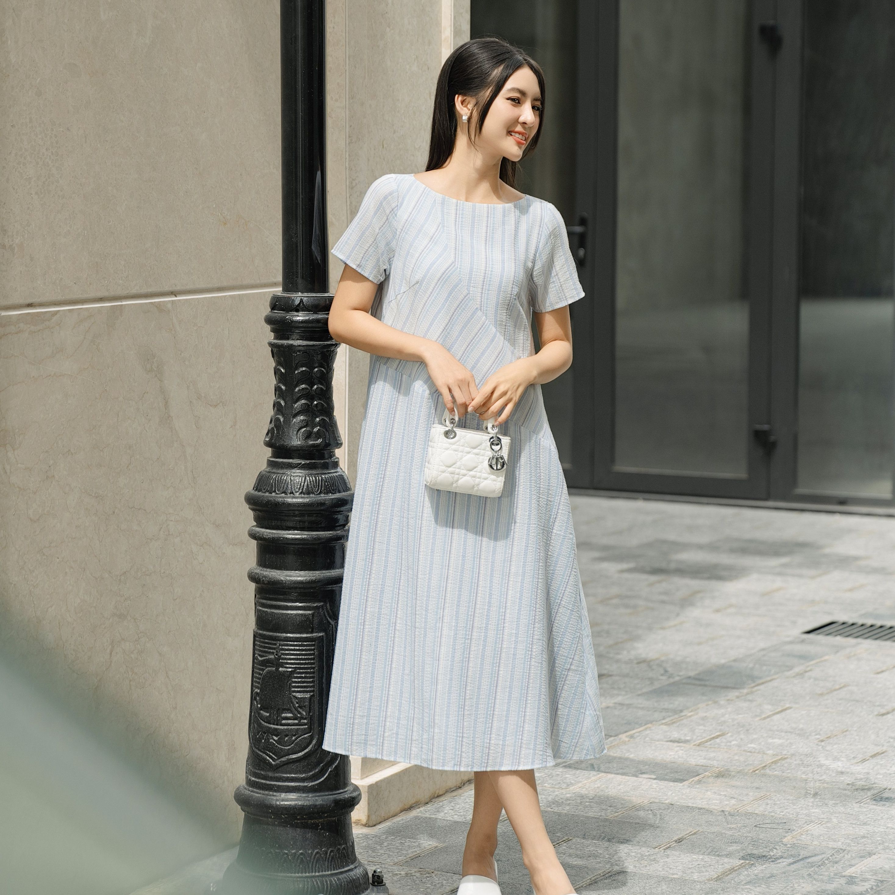 Voucher siêu sale 15% olv - đầm phelim striped dress