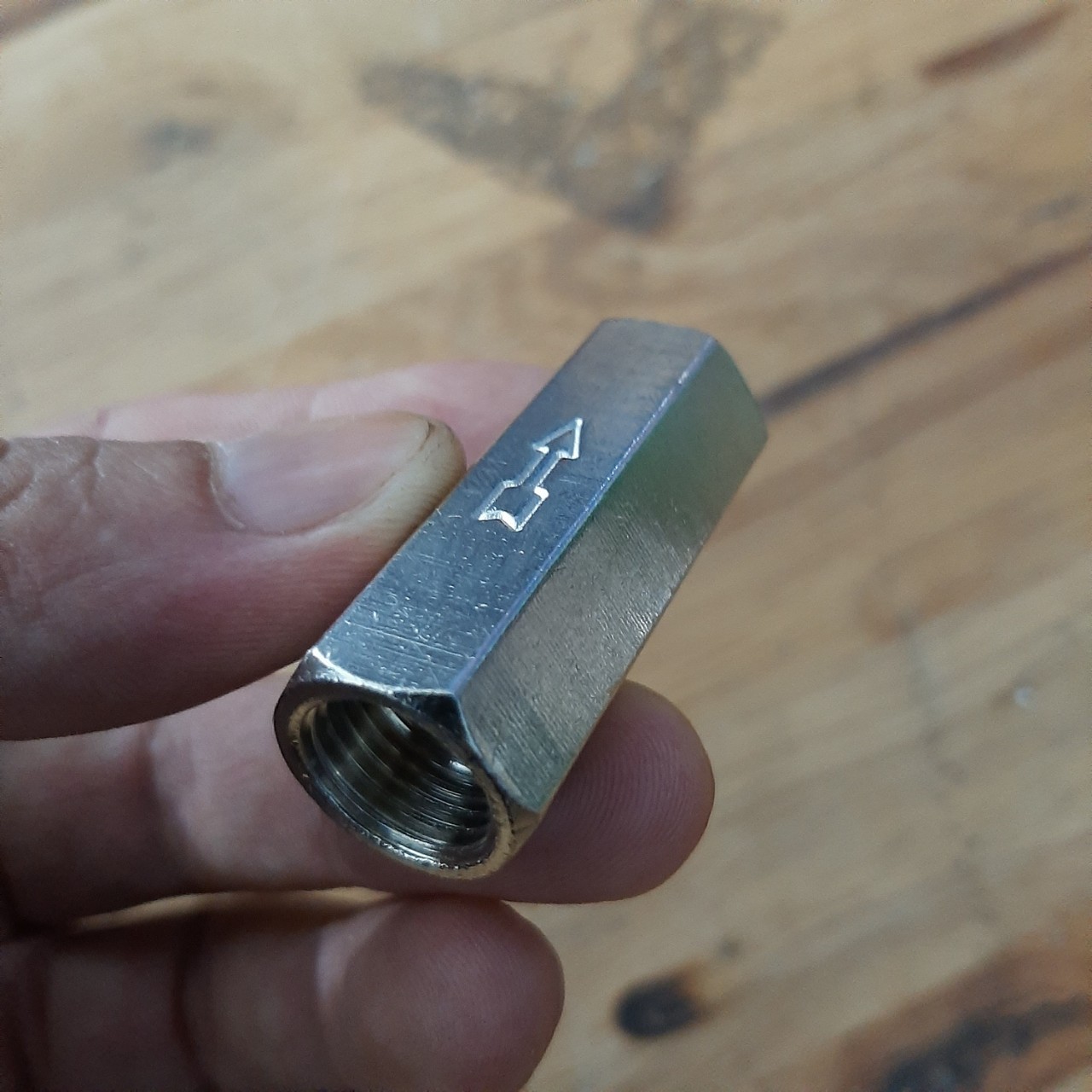 13mm pneumatic one-way valve inside thread for stainless steel foaming tank