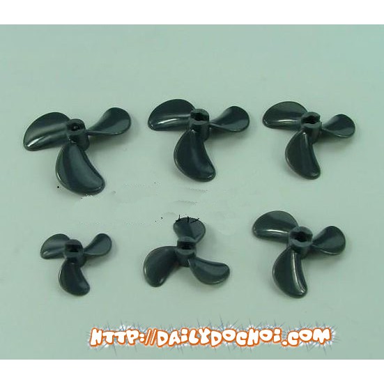 Chân vịt lẻ đường kính 4mm kích cỡ từ 32mm đến 48mm chất liệu nhựa chiều ngẫu nhiêu