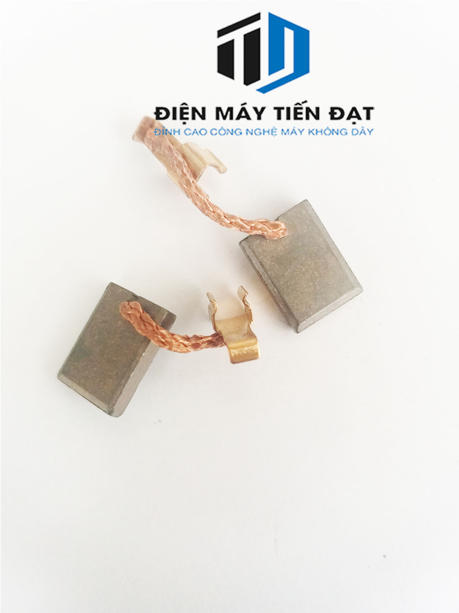 Than 440 448 Makita - Điện Máy Tiến Đạt