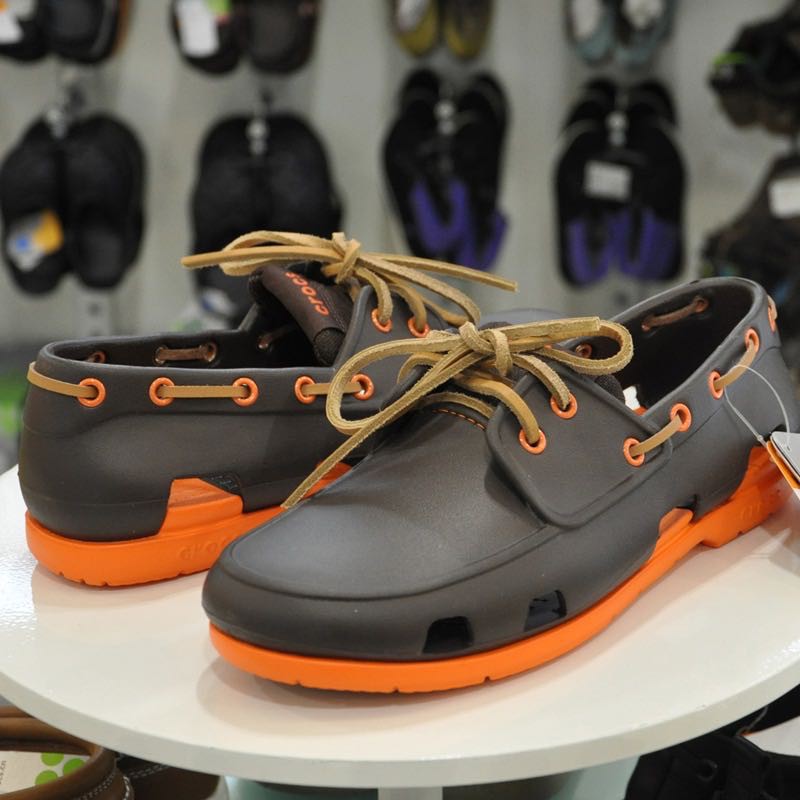 Giày Crocs Cột Dây Phong Cách Cổ Điển Cho Nam 206338