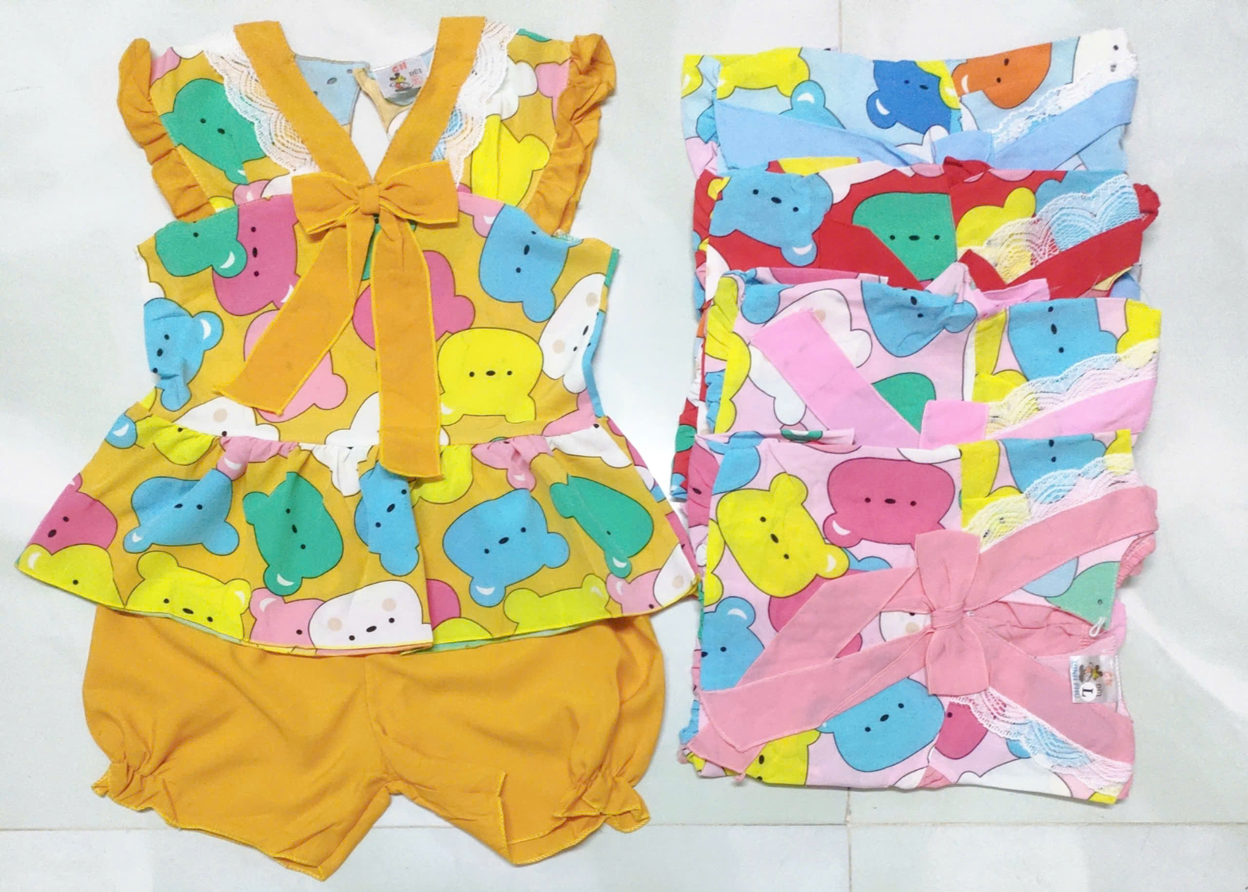 (4 bộ 4 màu 4 họa tiết khác nhau) Combo 4 Bộ Lụa Tay Cánh Tiên Bé (6-18kg)