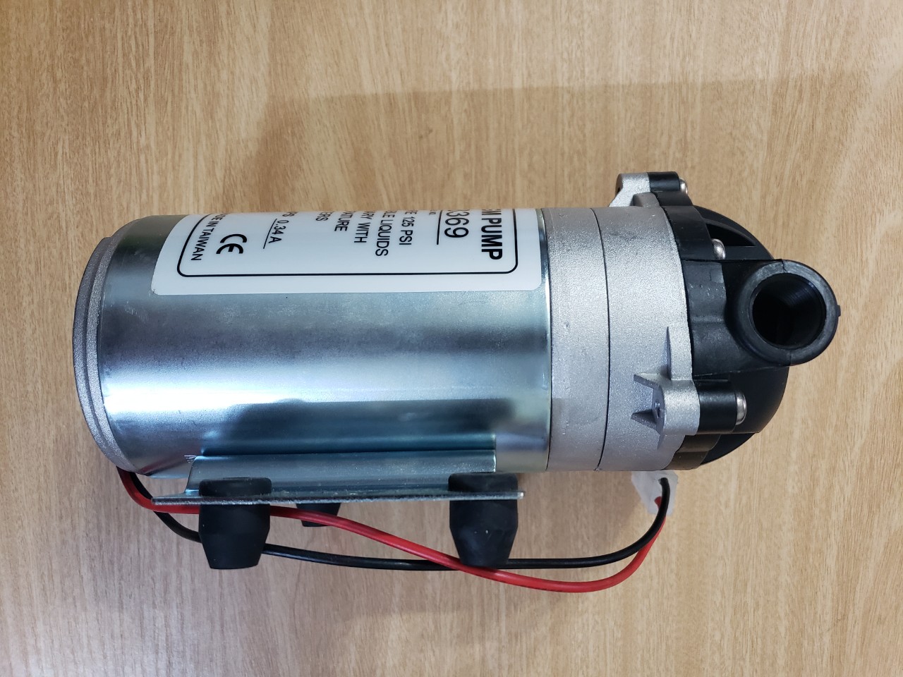 (HCM) Bơm Máy Lọc Nước RO HEADON HF-8369 24V (Kèm 2 Co Nối Bơm Ren 17 Dây 6mm)