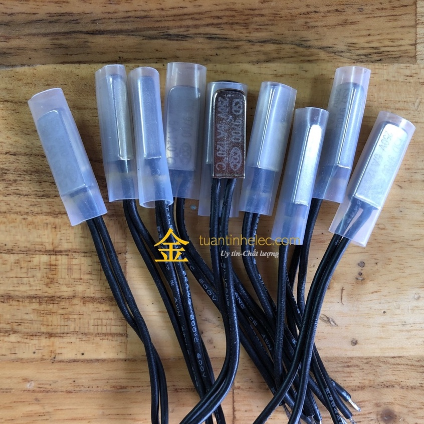 Rơ Le (relay) nhiệt KSD9700-5A 250Vac thường đóng