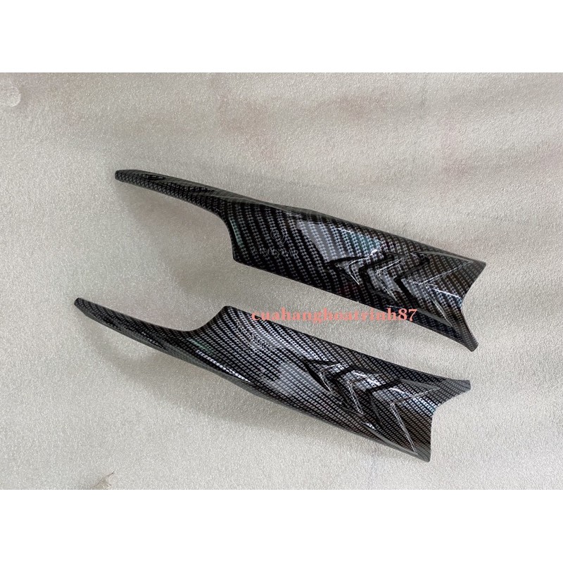 Ốp hông trước ex155 2021 carbon