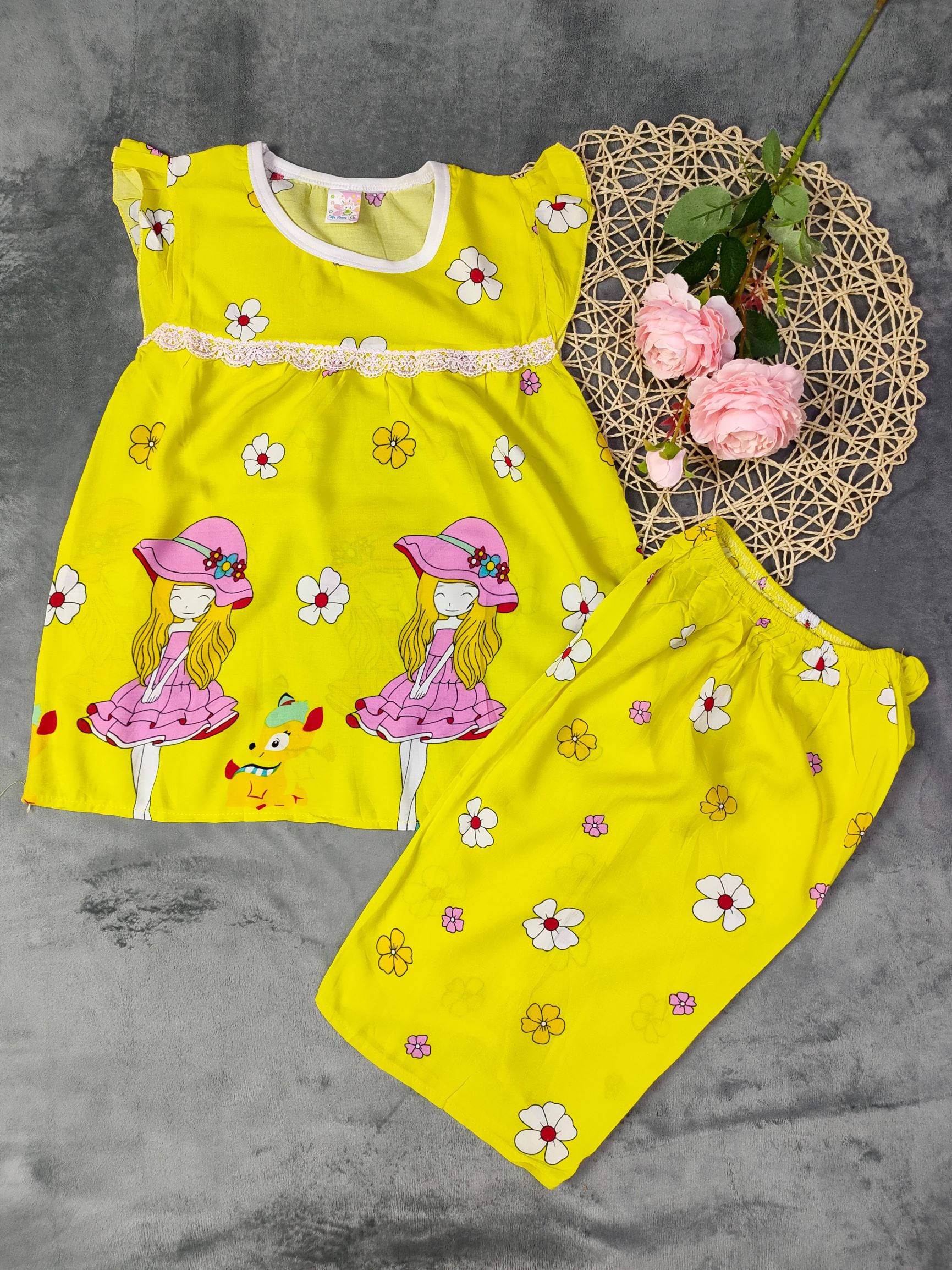 Bộ Tole Tay Cánh Tiên Quần Lửng Bé (18-26kg)