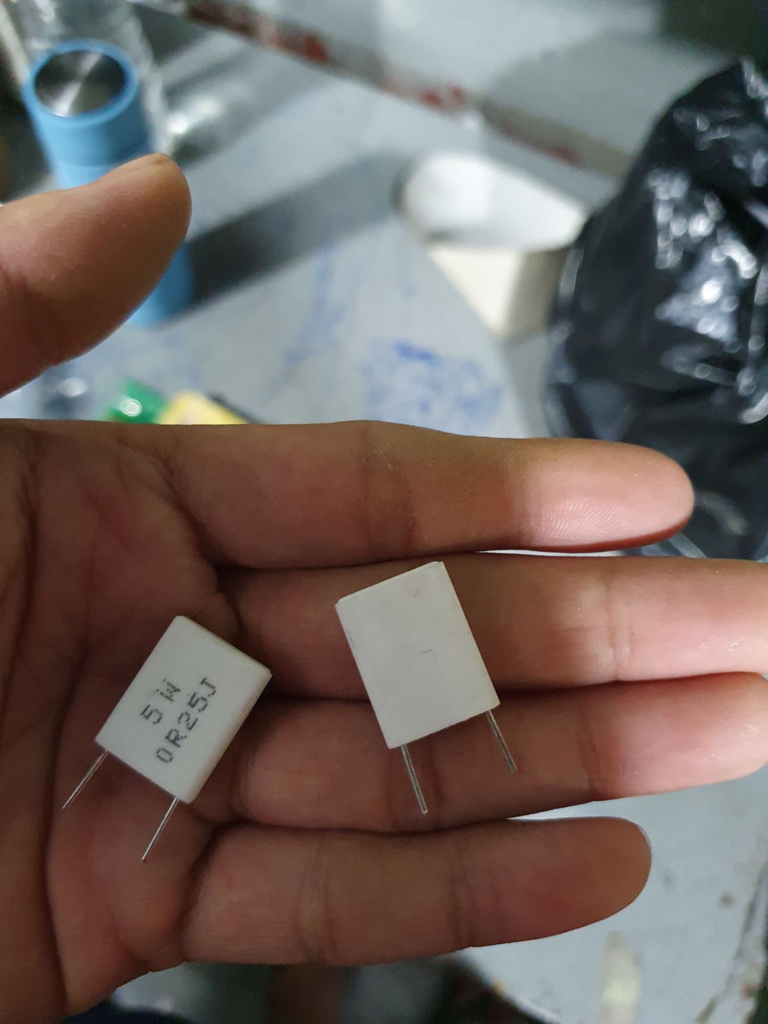 10 con trở sứ 5w đứng 0,25 ôm