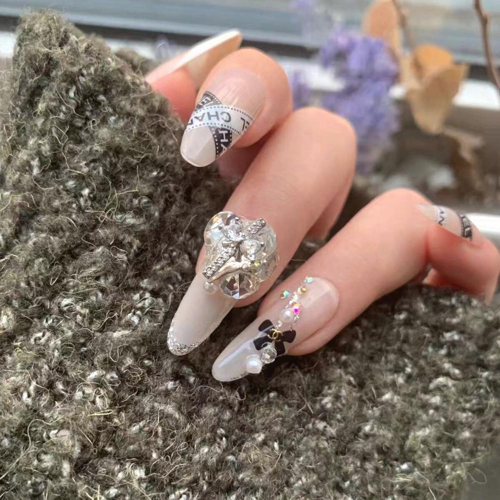Sticker nail thương hiệu Nghi Thảo trang trí móng
