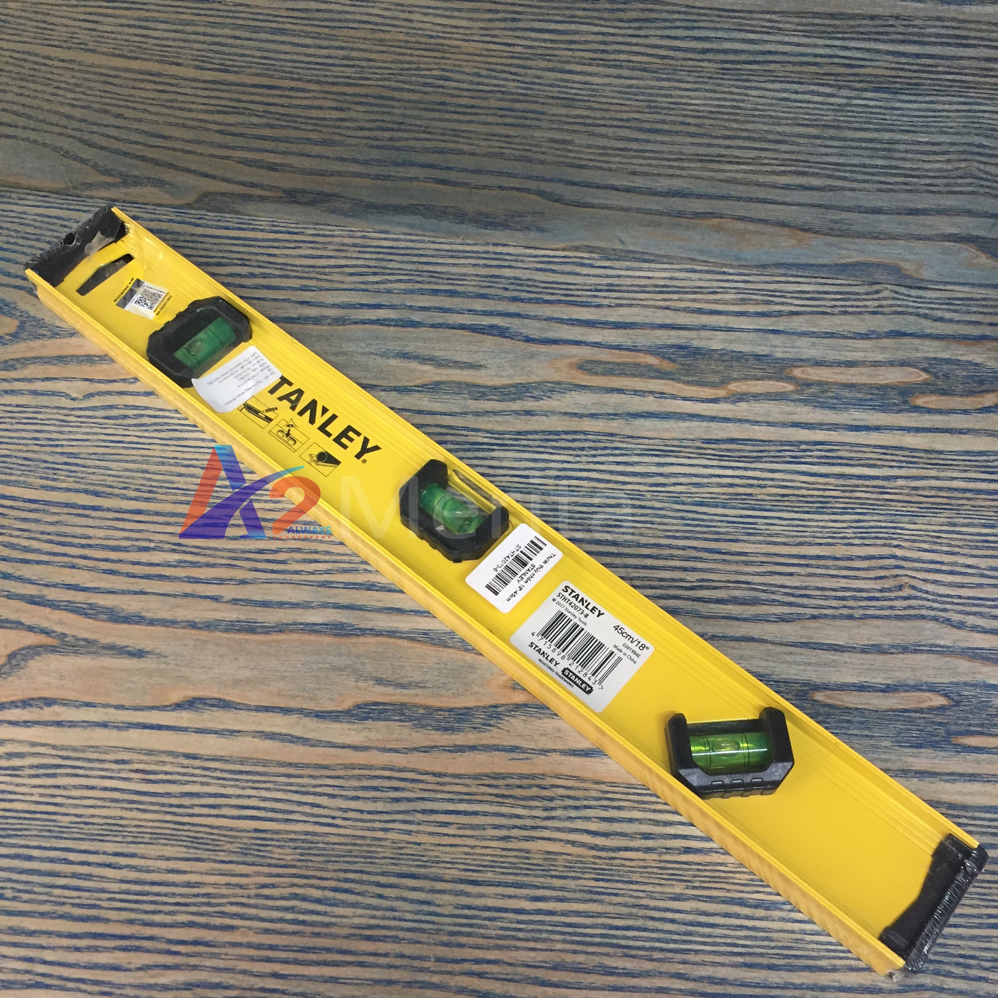Thước thủy nhôm 18"/45cm Stanley STHT42073-8