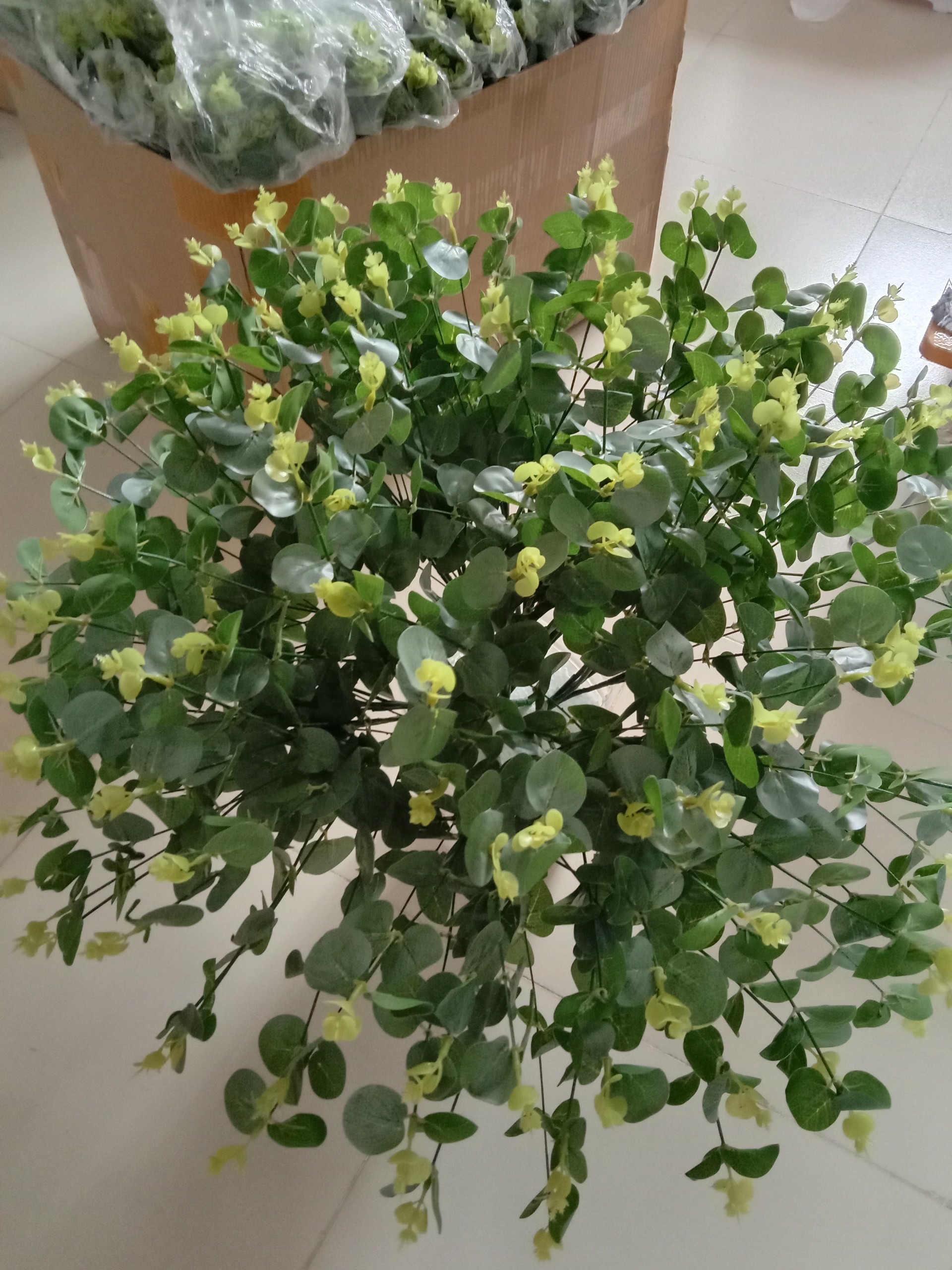 hoa lụa - cụm lá táo 16 nhánh