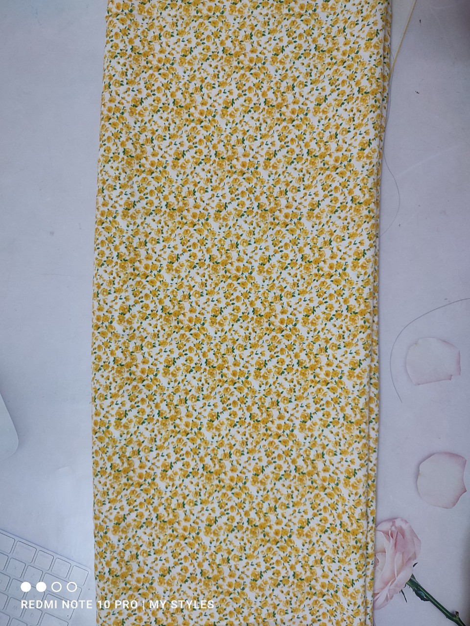 2m Vải lụa lạnh hoạ tiết hoa nhí (3) - lụa Mango chính phẩm