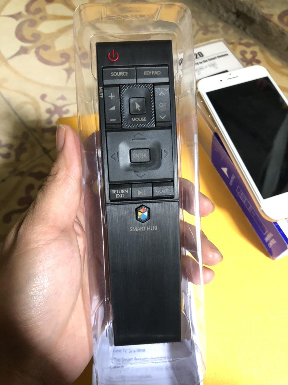 điều khiển  samsung smart HUB