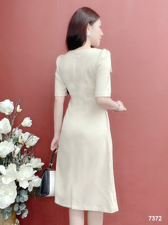 Đầm EMY EM7372 Suông Tay Lỡ Bố Gân