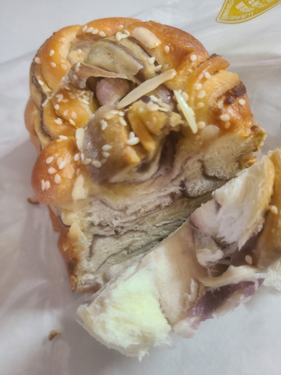1 Ổ Bánh mì hoa cúc các loại