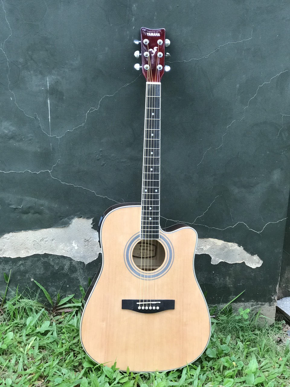 Đàn Guitar Acoustic  Yamaha F3000-N Có Equalizer