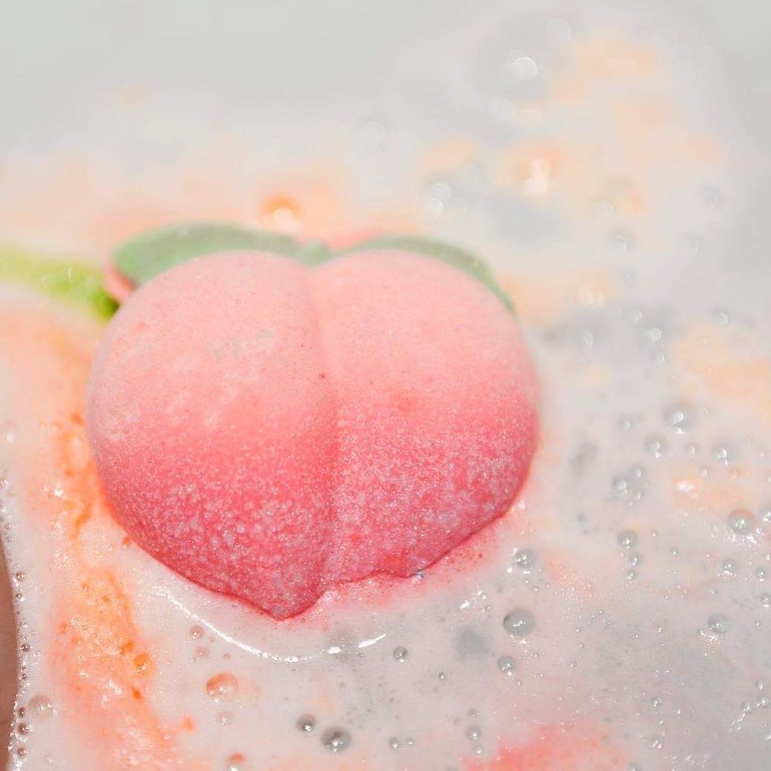 [HCM]Bom tắm LUSH - Peachy bath bomb