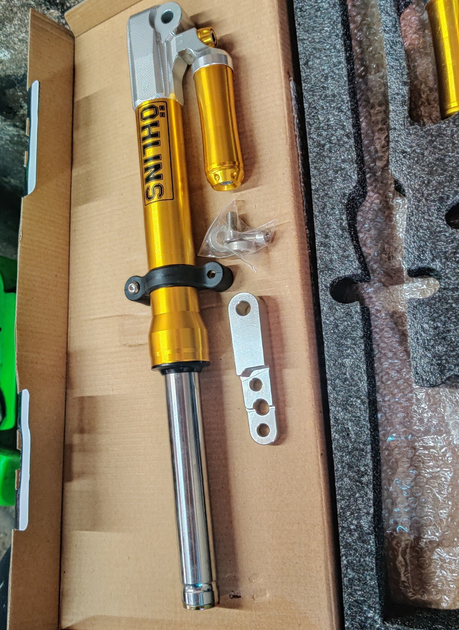 [HCM]phuộc Ohlins trước kiểu gắn ex135 ex150 winner