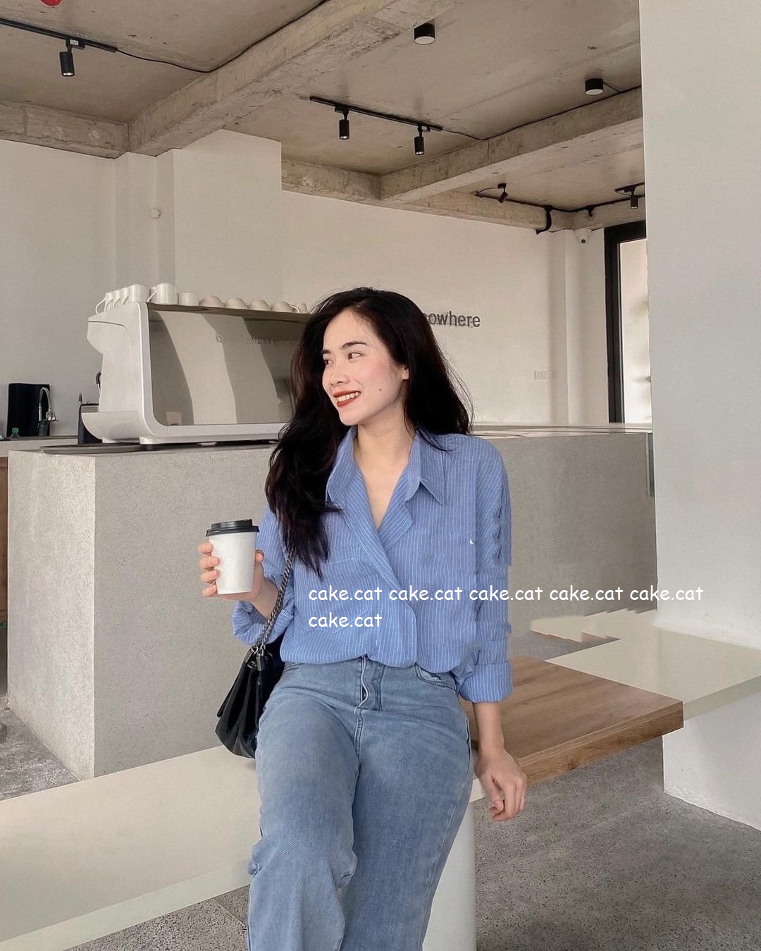 Áo Sơ Mi Kẻ Sọc Dọc Vạt Chéo Kiểu Hàn Quốc