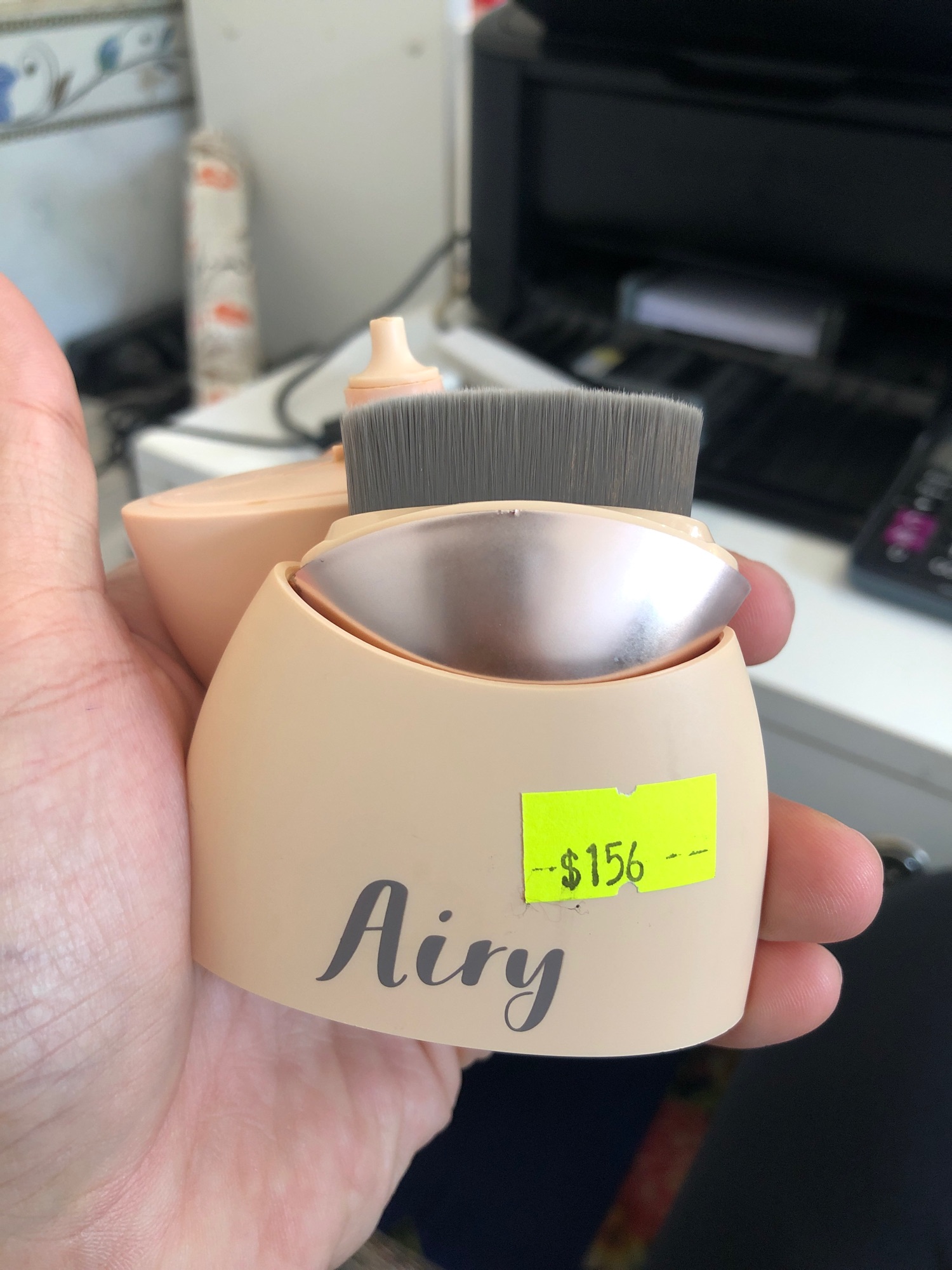 Kem lót Airy Colorkey