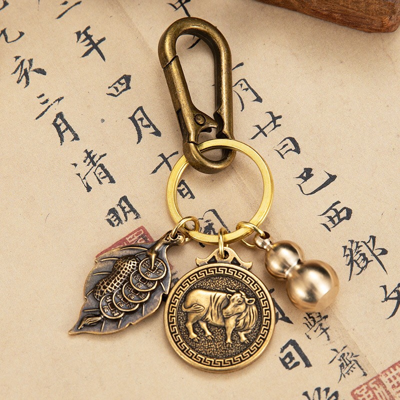 Móc khoá 4 món  - tuổi sửu