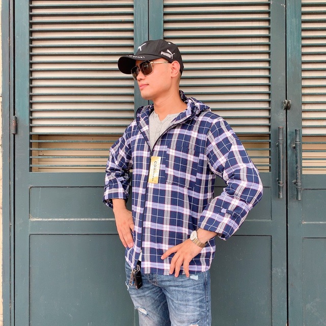 Áo chống nắng kẻ caro nam tiện dụng