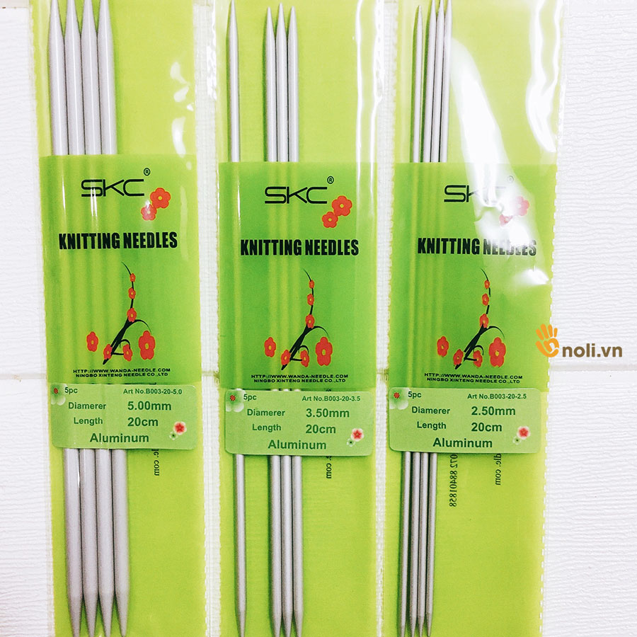 SKC 2 Head Knitting Needles 20cm