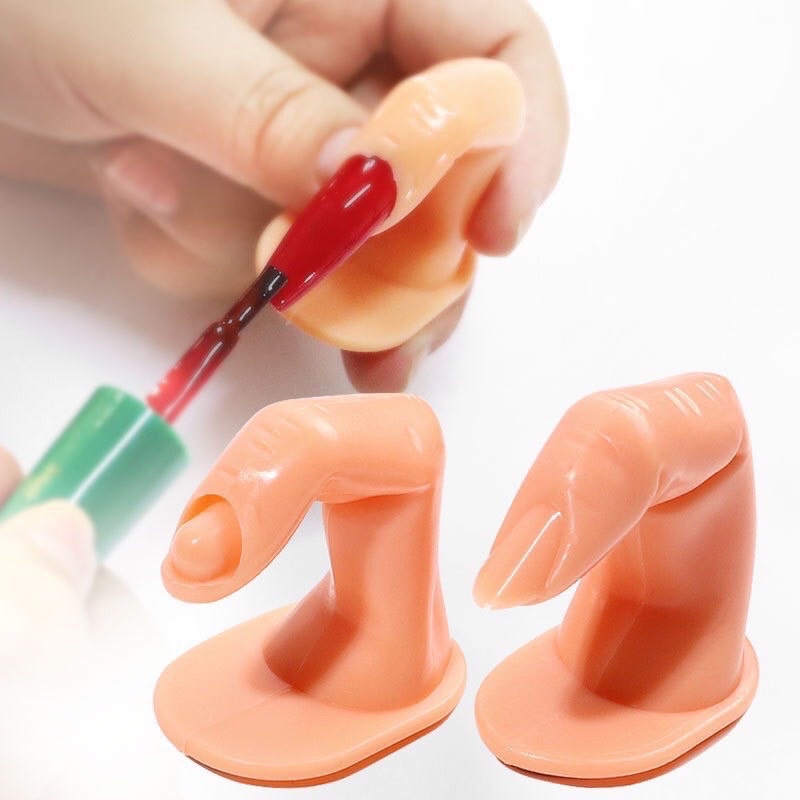 Ngón tay giả tập làm nail