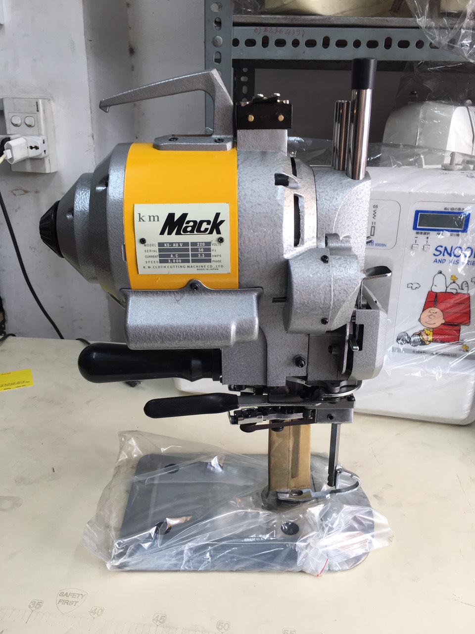 MÁY CẮT VẢI ĐỨNG LOẠI TỐT